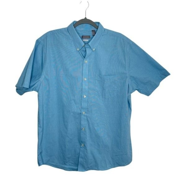 Van Heusen Other - Van Heusen Men's Size L Blue Classic Fit Short Sleeve Casual Button Down Shirt